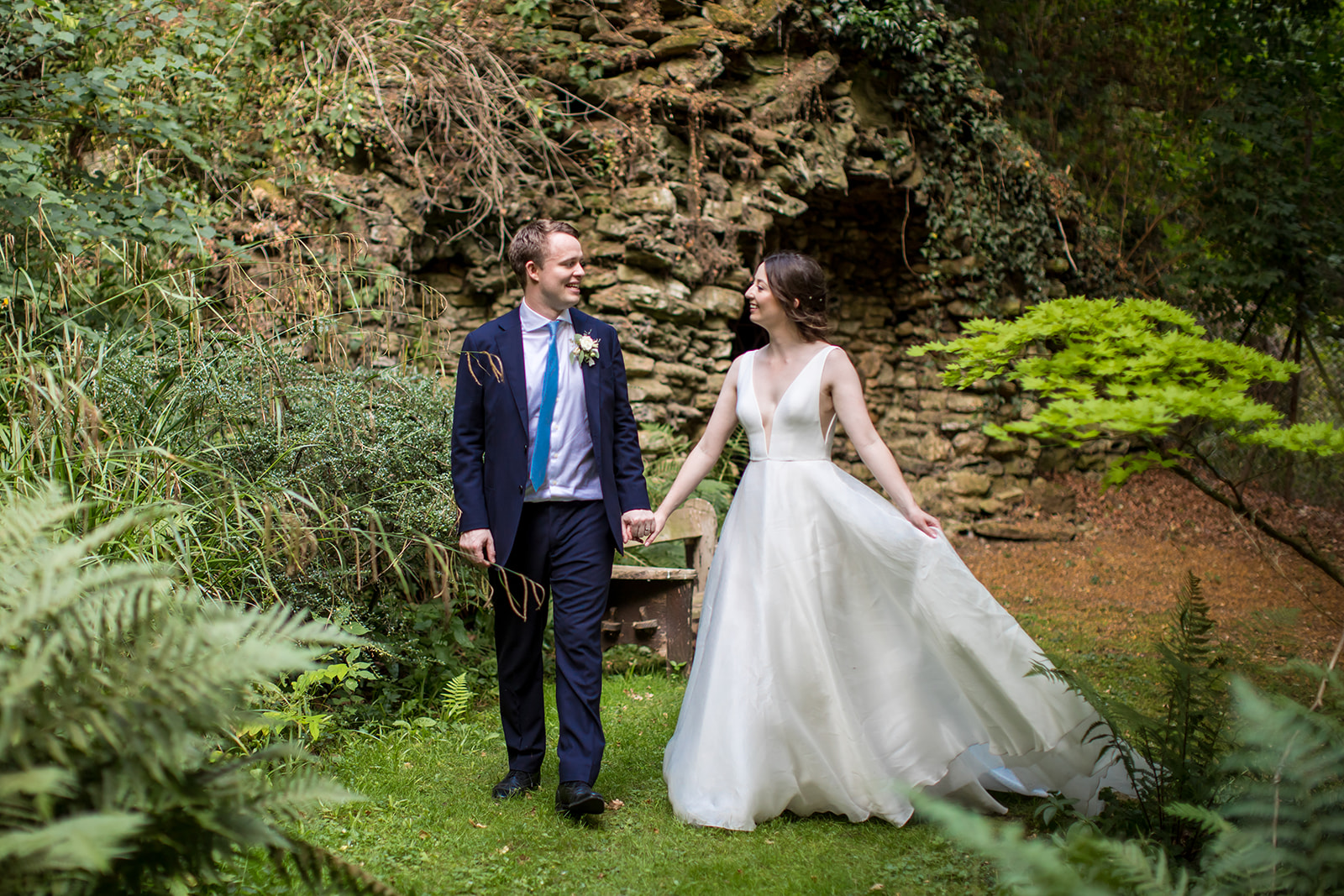Surrey marquee wedding photographer