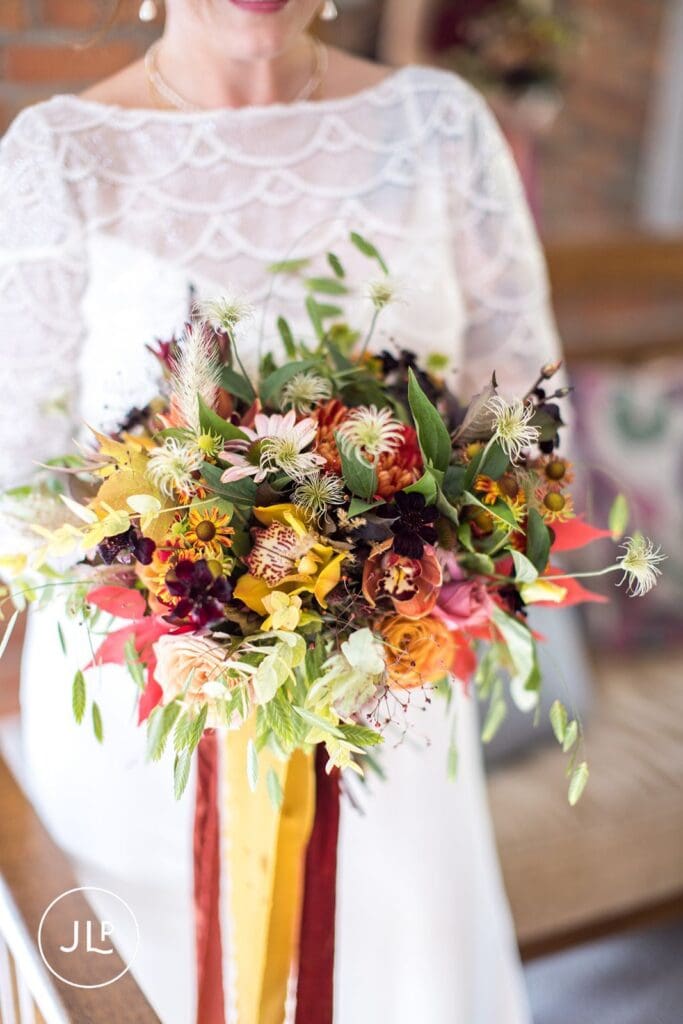 Stunning autumn wedding inspiration featuring textured seasonal flowers by a Berkshire wedding photographer.